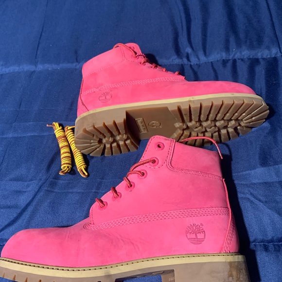Pink Timberland girls boots. - Picture 6 of 8